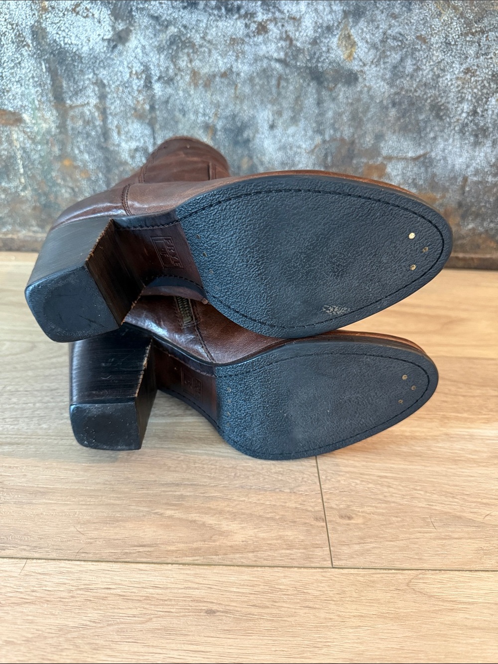 Frye patty artisan zip up ankle boots - Picture 13 of 16